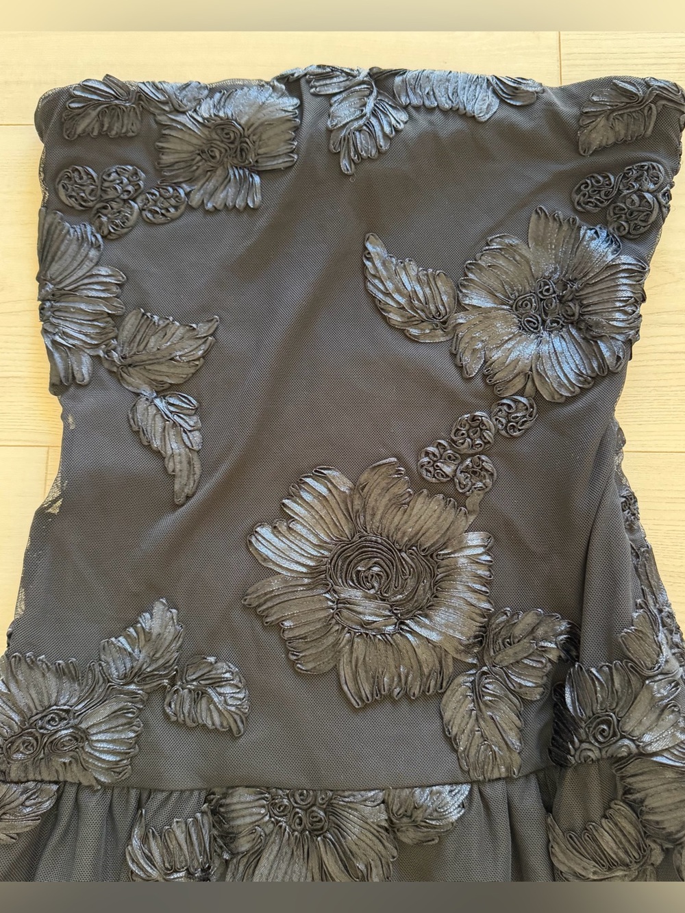Peppermayo Black Strapless Floral Appliqué Dress Size 6 - Picture 2 of 4
